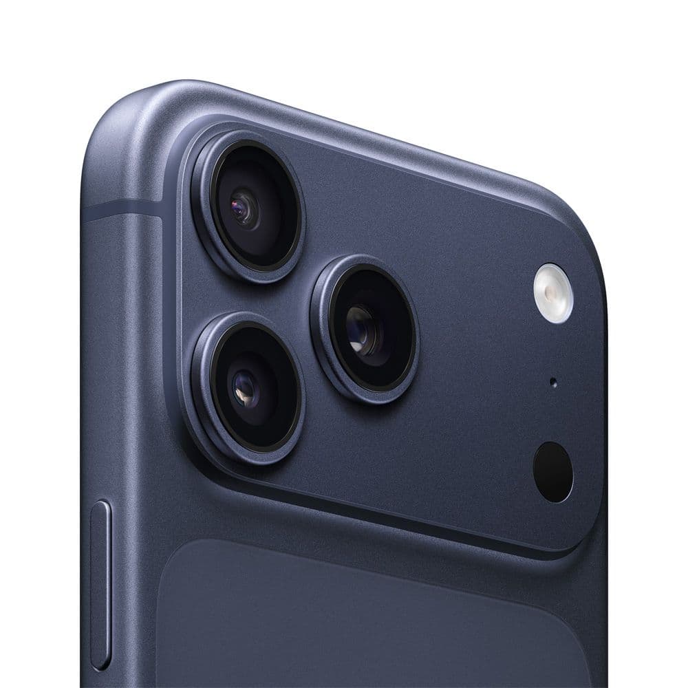 iPhone 17 Pro Max 3